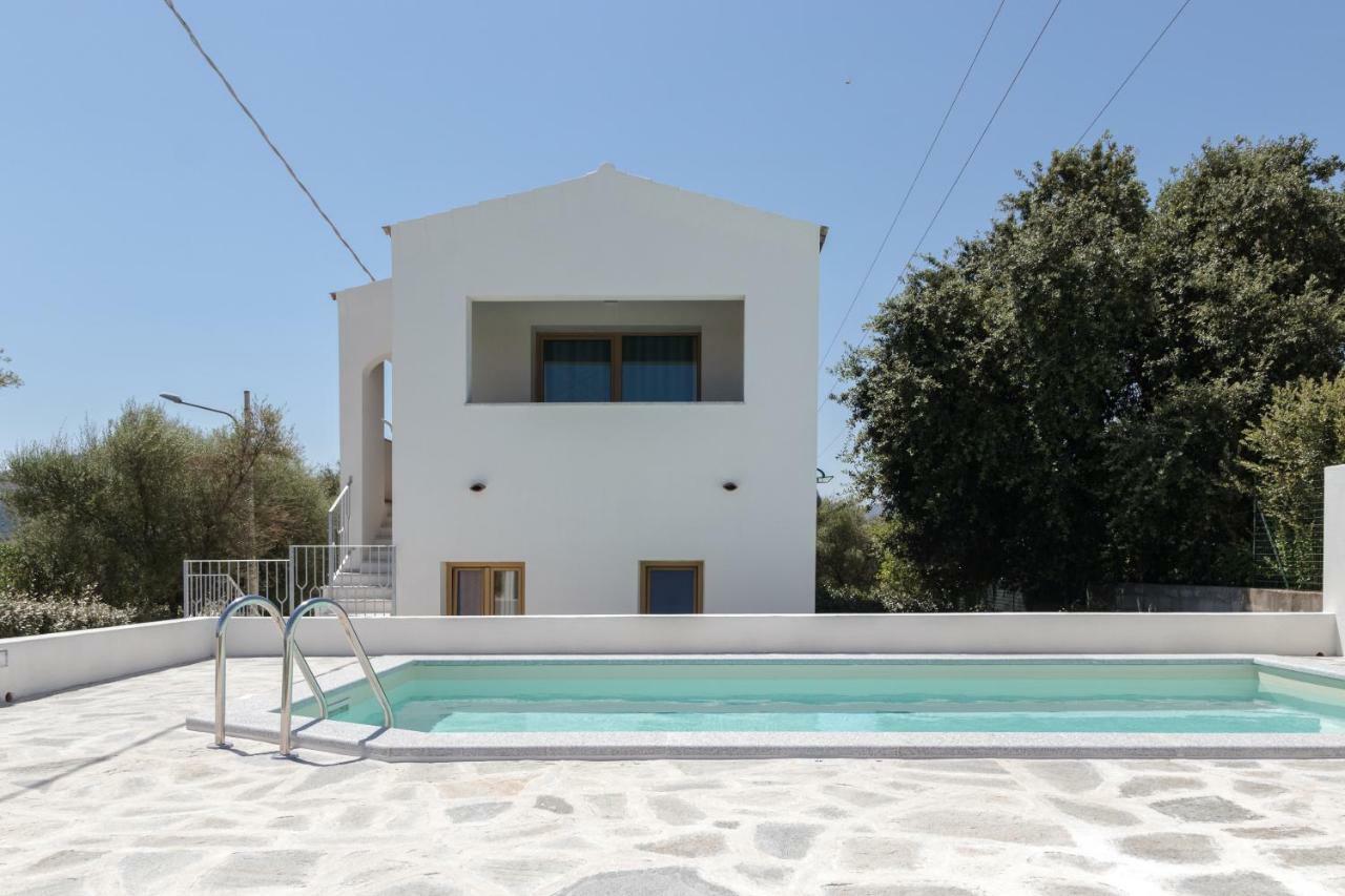 Mediterraneo San Teodoro  Buitenkant foto